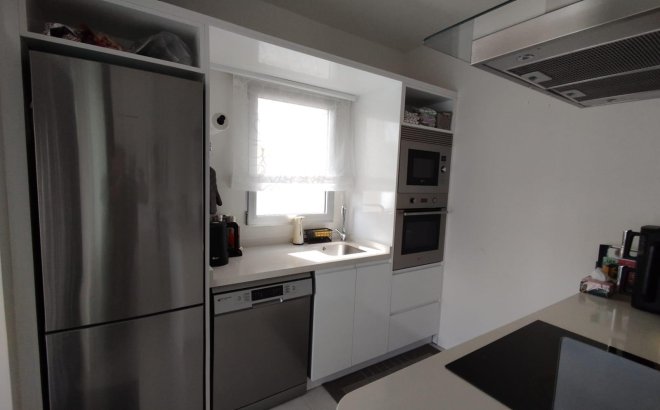 Resale - Apartment -
Orihuela Costa - Los Dolses