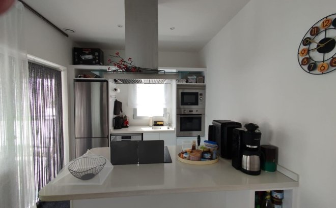 Resale - Apartment -
Orihuela Costa - Los Dolses