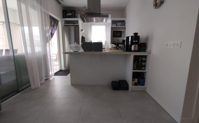 Resale - Apartment -
Orihuela Costa - Los Dolses