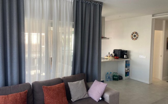 Resale - Apartment -
Orihuela Costa - Los Dolses