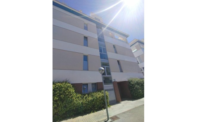 Resale - Apartment -
Orihuela Costa - Los Dolses