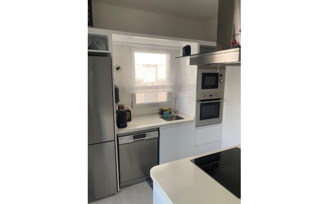 Resale - Apartment -
Orihuela Costa - Los Dolses