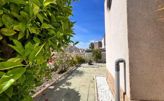Resale - Quad House -
Torrevieja - Torre La Mata