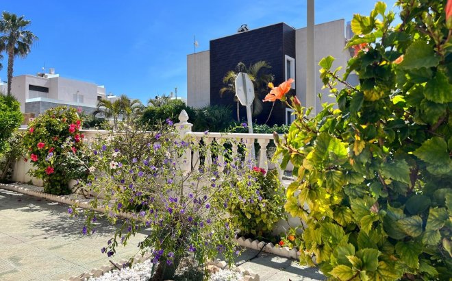 Resale - Quad House -
Torrevieja - Torre La Mata