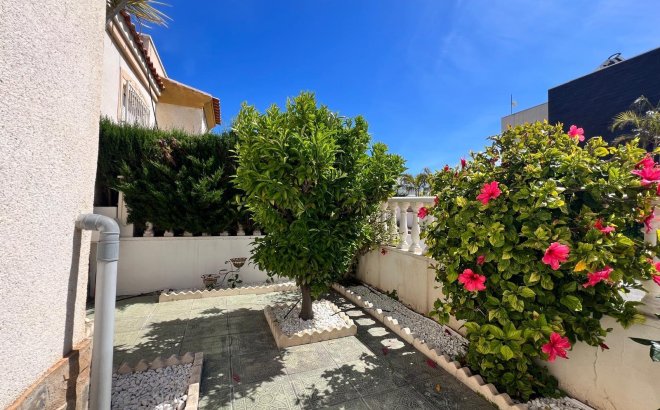 Resale - Quad House -
Torrevieja - Torre La Mata