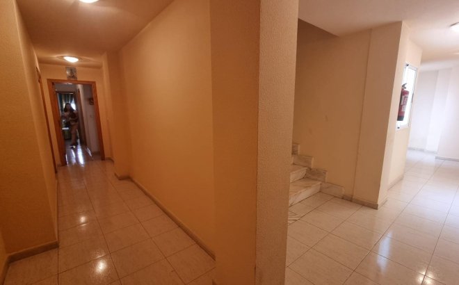 Resale - Apartment -
Torrevieja - Centro