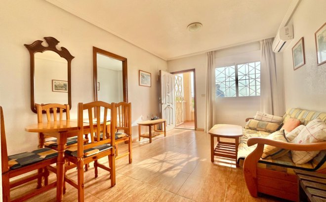 Resale - Bungalow -
Orihuela Costa - La Chismosa