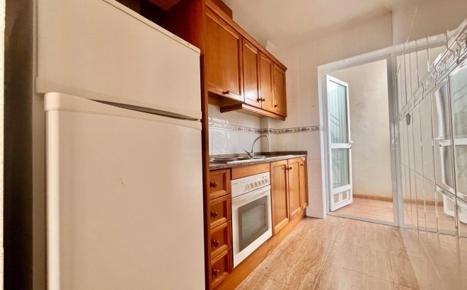 Resale - Bungalow -
Orihuela Costa - La Chismosa