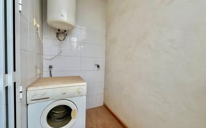 Resale - Bungalow -
Orihuela Costa - La Chismosa