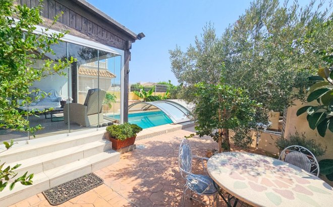 Revente - Villa -
Orihuela Costa - Cabo Roig