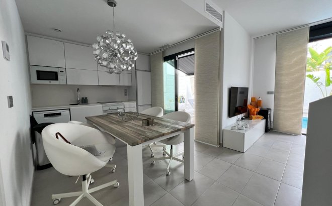Revente - Villa -
Orihuela Costa - Villamartín-las Filipinas