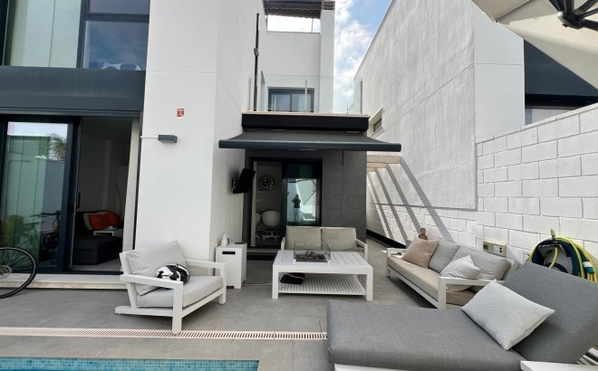 Revente - Villa -
Orihuela Costa - Villamartín-las Filipinas
