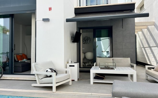 Revente - Villa -
Orihuela Costa - Villamartín-las Filipinas
