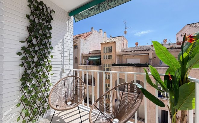 Resale - Penthouse -
Torrevieja - Playa del Cura
