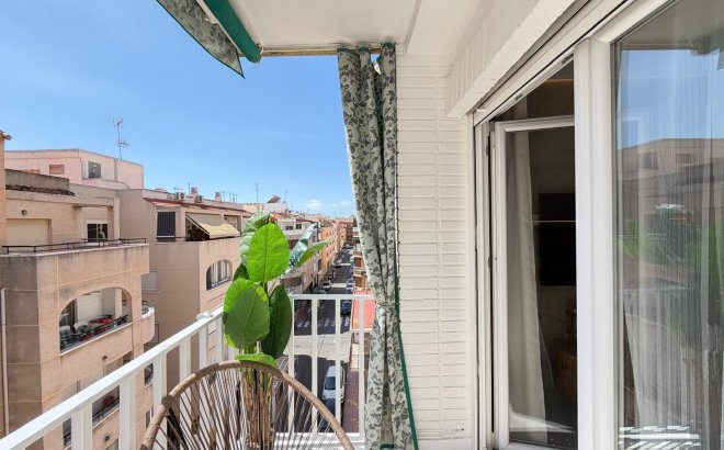 Resale - Penthouse -
Torrevieja - Playa del Cura