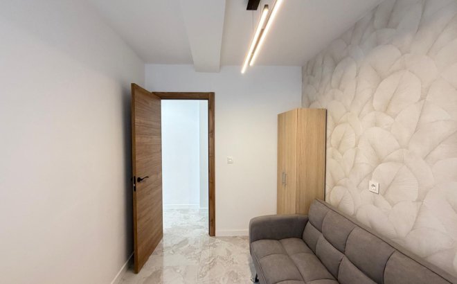 Resale - Penthouse -
Torrevieja - Playa del Cura