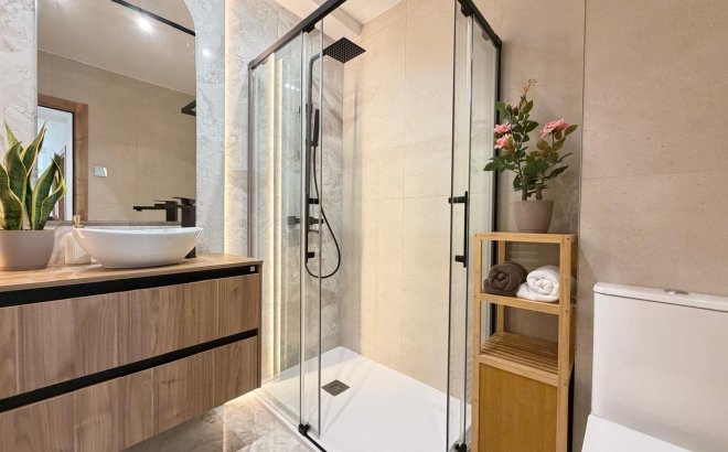 Resale - Penthouse -
Torrevieja - Playa del Cura