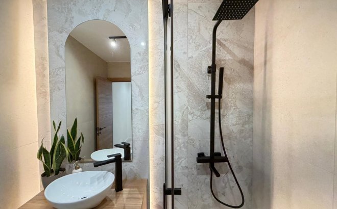 Resale - Penthouse -
Torrevieja - Playa del Cura