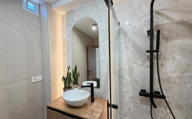 Resale - Penthouse -
Torrevieja - Playa del Cura