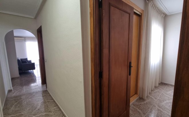 Resale - Apartment -
Torrevieja - Acequion