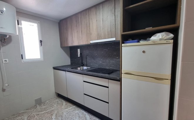 Resale - Apartment -
Torrevieja - Acequion