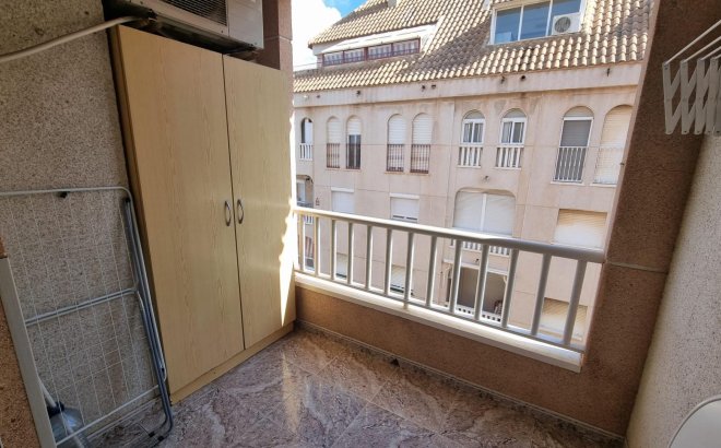 Resale - Apartment -
Torrevieja - Acequion