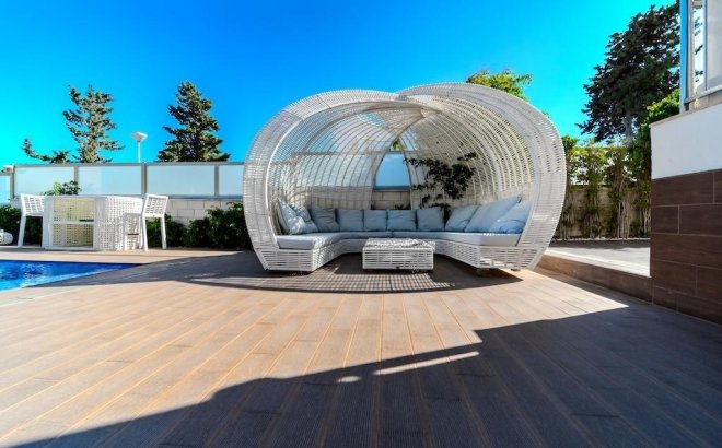 Resale - Villa -
Torrevieja - Torre La Mata