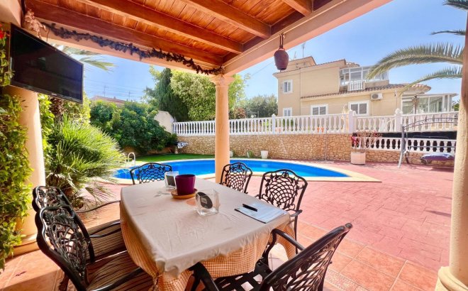 Revente - Villa -
Torrevieja - Los Balcones - Los Altos del Edén