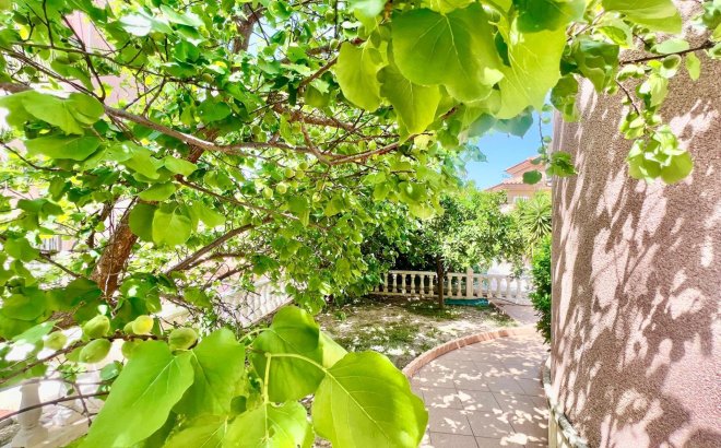 Revente - Villa -
Torrevieja - Los Balcones - Los Altos del Edén
