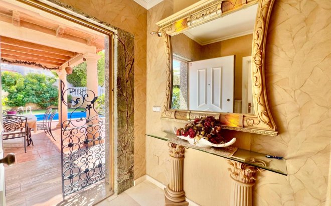 Revente - Villa -
Torrevieja - Los Balcones - Los Altos del Edén