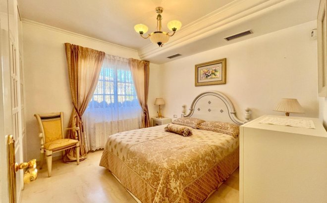 Revente - Villa -
Torrevieja - Los Balcones - Los Altos del Edén