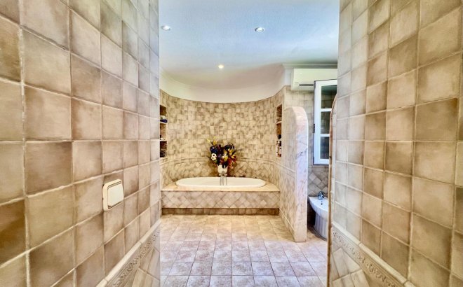 Revente - Villa -
Torrevieja - Los Balcones - Los Altos del Edén