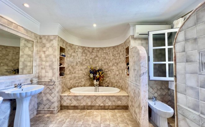 Revente - Villa -
Torrevieja - Los Balcones - Los Altos del Edén