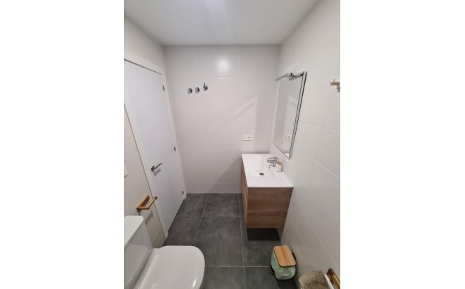 Resale - Apartment -
Orihuela Costa - Campoamor
