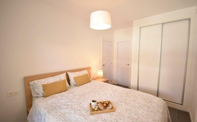 Resale - Apartment -
Orihuela Costa - Campoamor