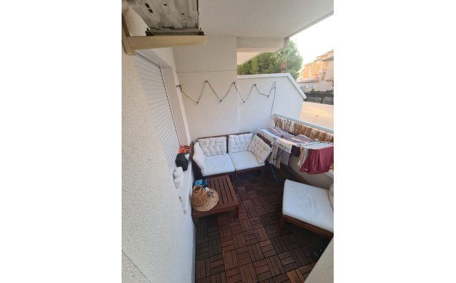 Resale - Apartment -
Orihuela Costa - Campoamor