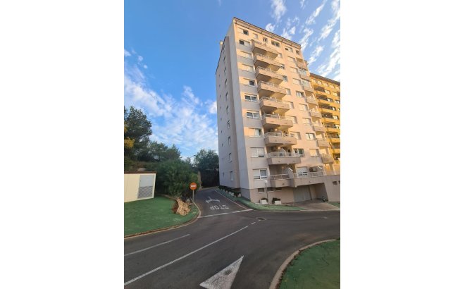 Resale - Apartment -
Orihuela Costa - Campoamor