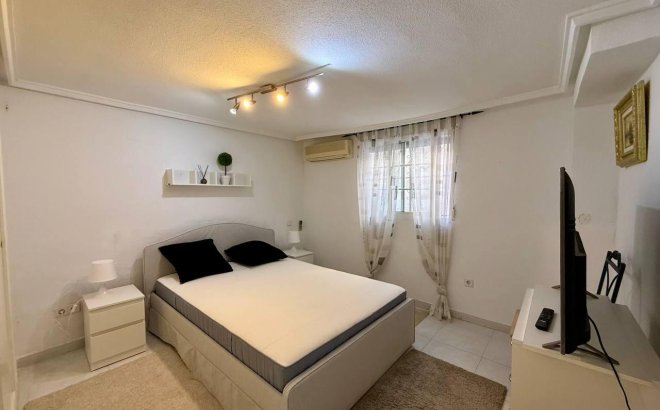 Revente - Villa -
Orihuela Costa - Playa Flamenca