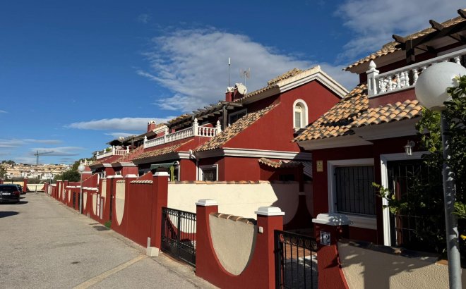 Revente - Town House -
Orihuela Costa - Los Dolses