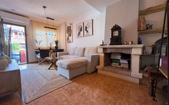 Revente - Town House -
Orihuela Costa - Los Dolses