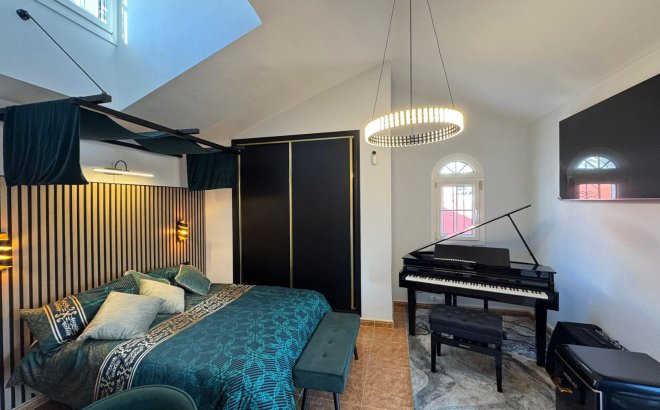 Revente - Town House -
Orihuela Costa - Los Dolses