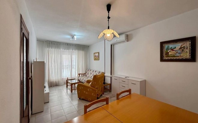 Revente - Appartement -
Torrevieja - Playa del Cura