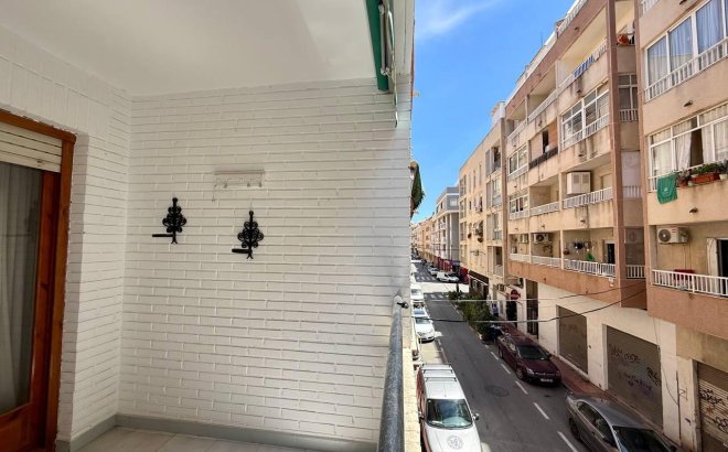 Revente - Appartement -
Torrevieja - Playa del Cura