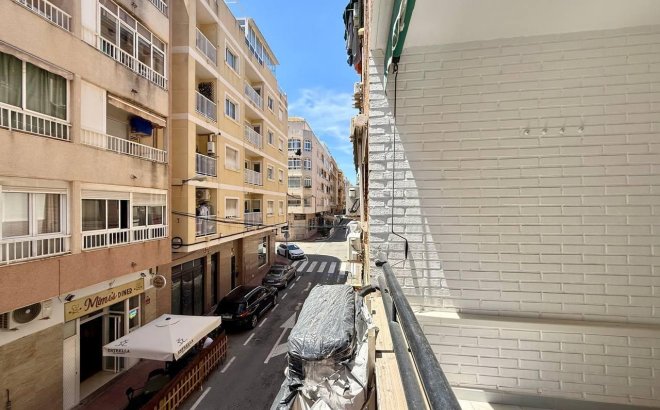 Revente - Appartement -
Torrevieja - Playa del Cura