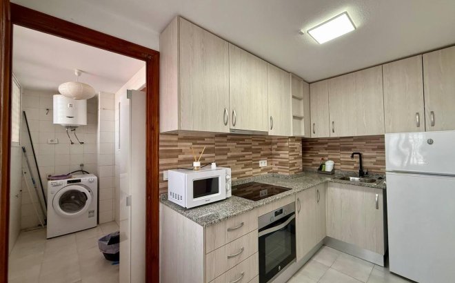 Revente - Appartement -
Torrevieja - Playa del Cura