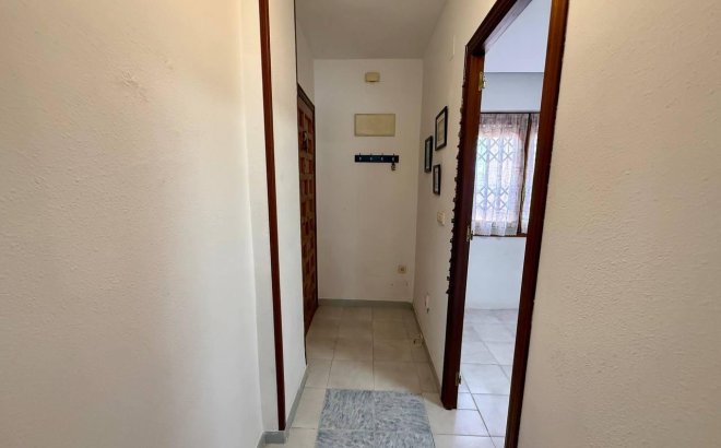 Revente - Appartement -
Torrevieja - Playa del Cura