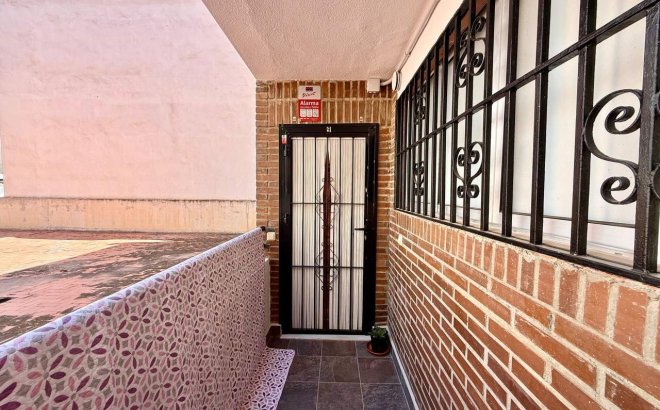 Revente - Appartement -
Torrevieja - Playa del Cura