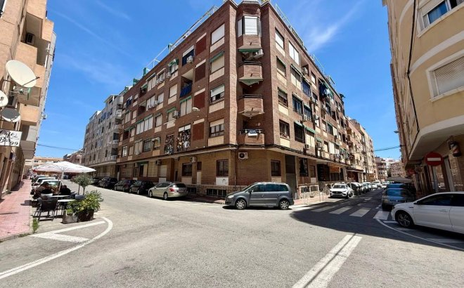 Revente - Appartement -
Torrevieja - Playa del Cura