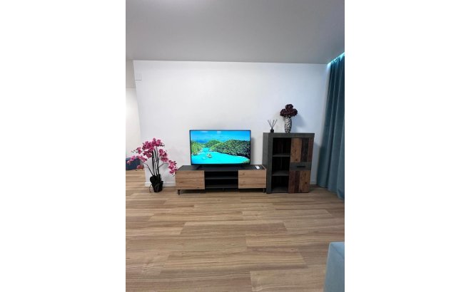 Resale - Apartment -
Torrevieja - Estacion De Autobuses