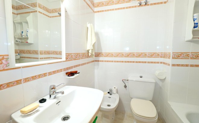 Resale - Apartment -
Torrevieja - Acequion